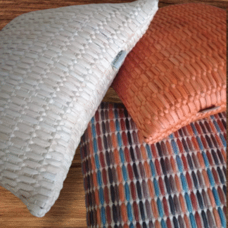 Almofadas
kit. 3 peças 
tam 0,40x0,40cm
330,00