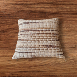 Almofada 
tam 0,40x0,40cm
mesclado / Natural
120,00
