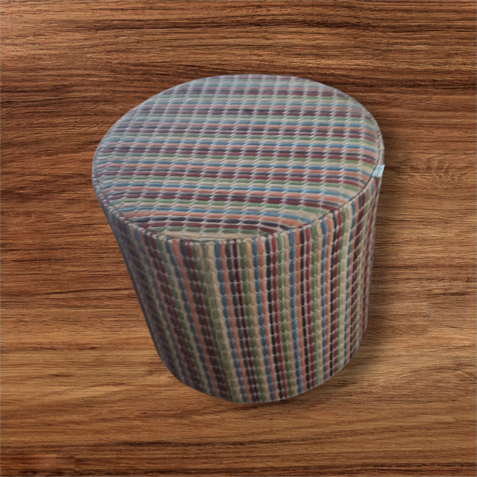 Puff redondo
tam 50x50x40
360,00 - Imagem 4